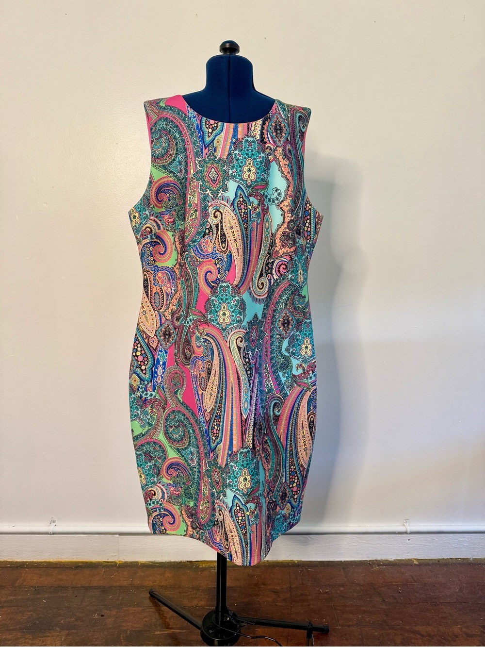 Tommy Hilfiger Sleeveless Paisley Sheath Dress in Teal and Pink